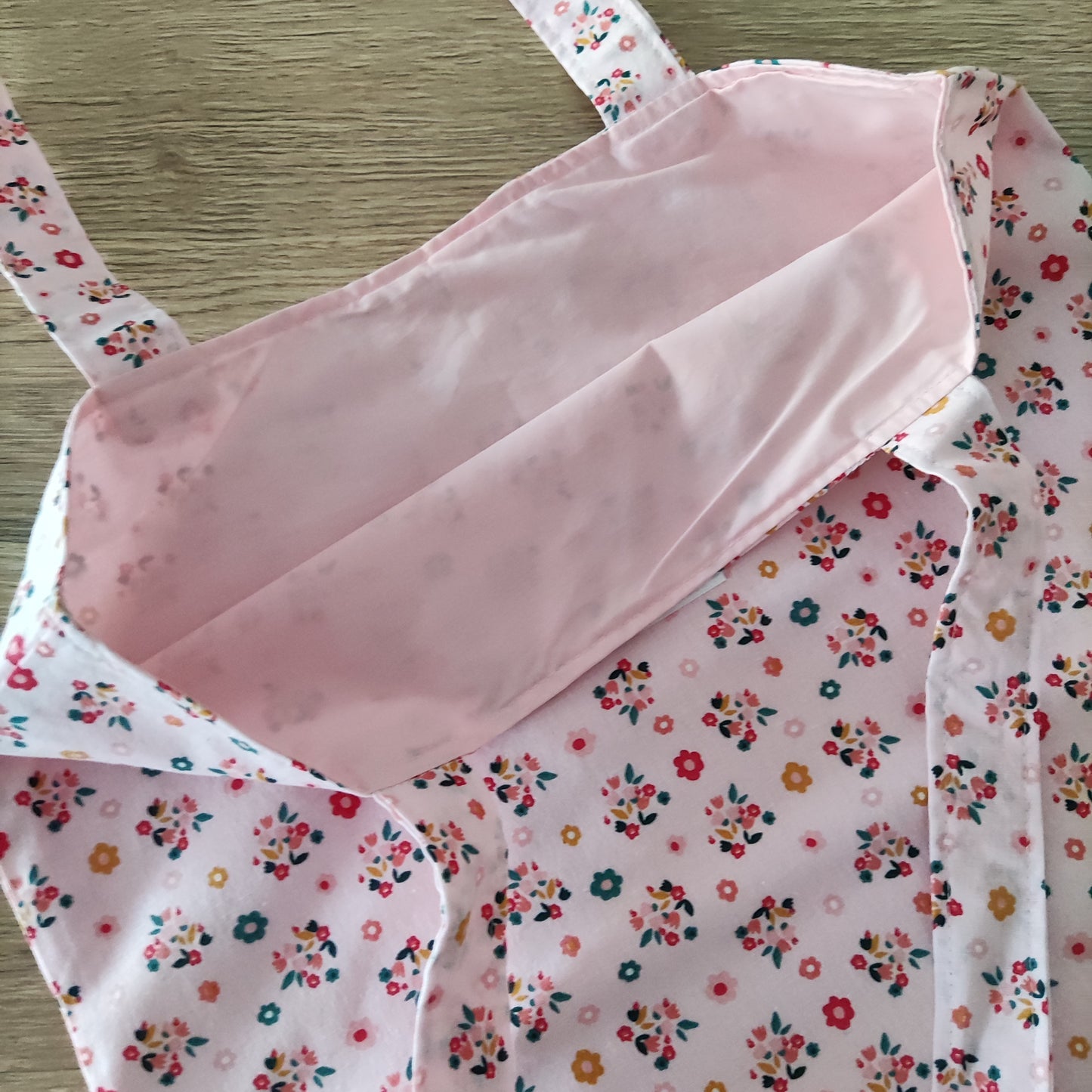 Borsa shopper rosa con fiori