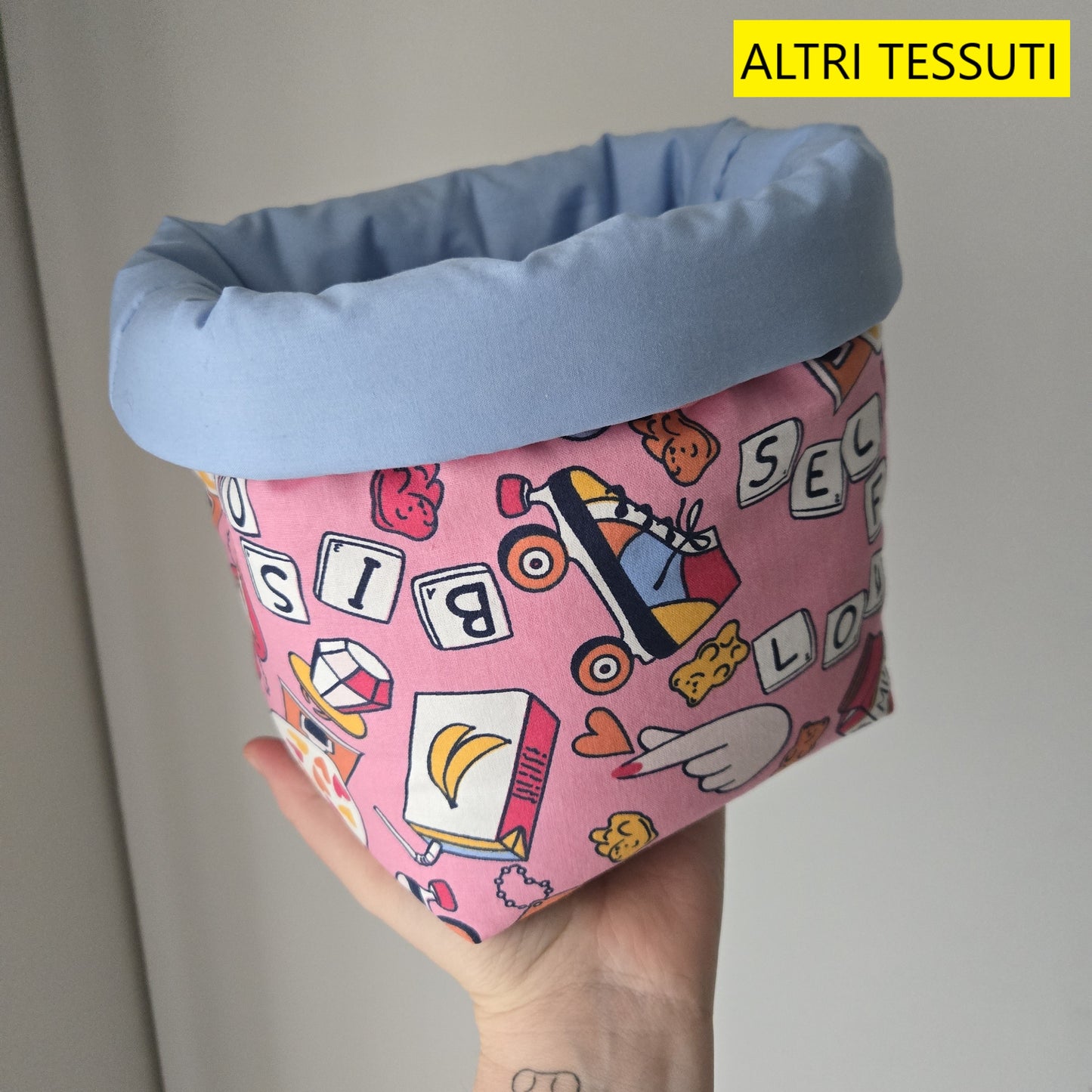 Cesta in tessuto porta prodotti/trucco