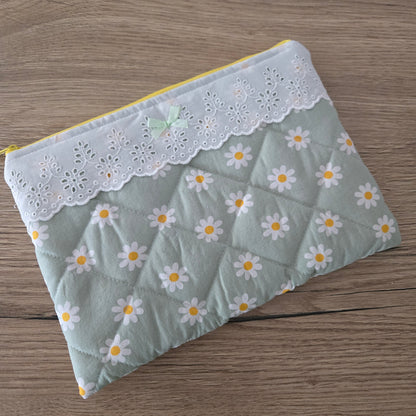 Pochette con fiori
