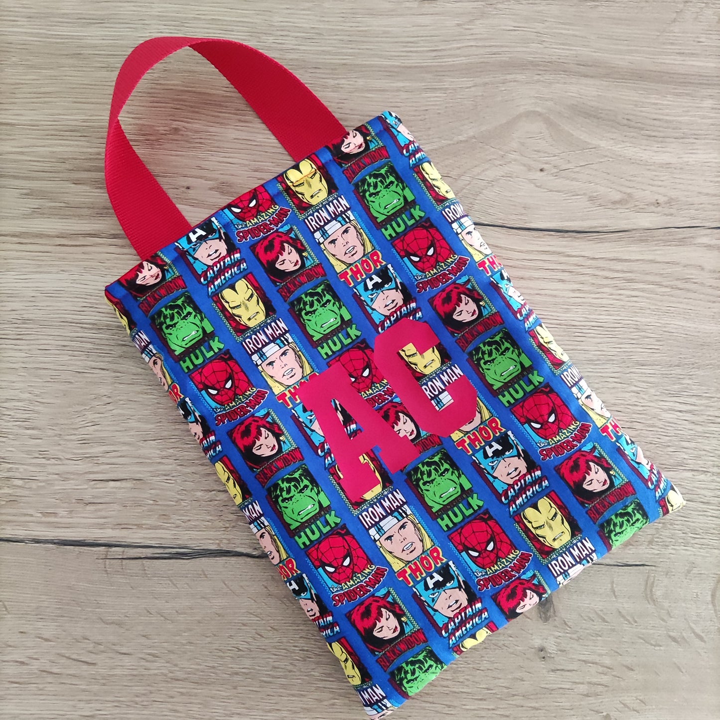 Porta libri e fumetti fantasie varie