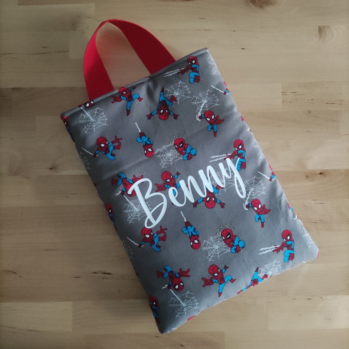 Porta libri e fumetti fantasie varie