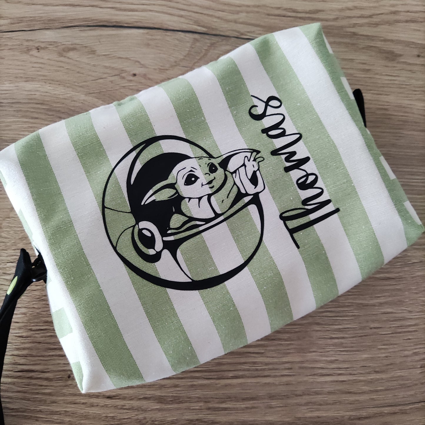 Pochette a righe con disegno personalizzato e nome