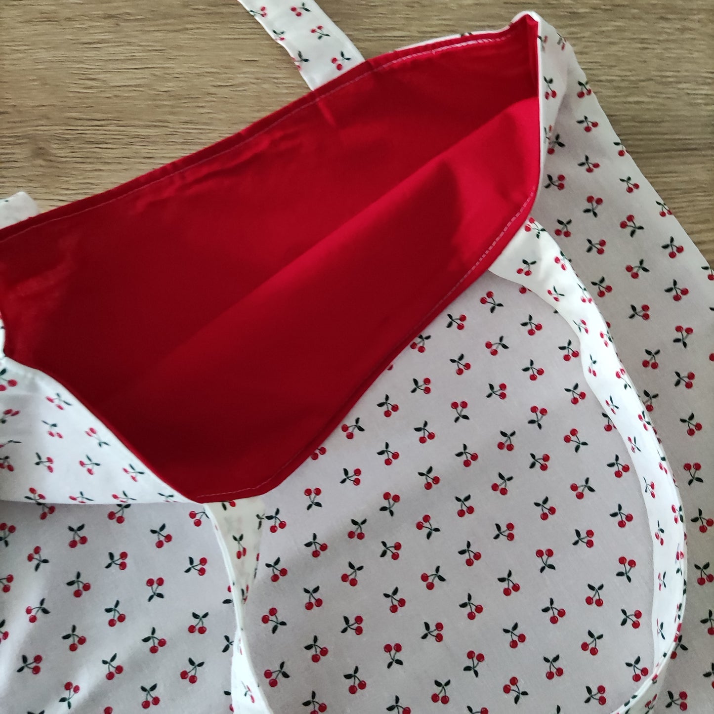 Borsa shopper con ciliegie