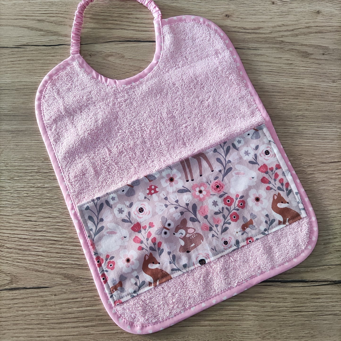 Set asilo con cerbiatti base rosa