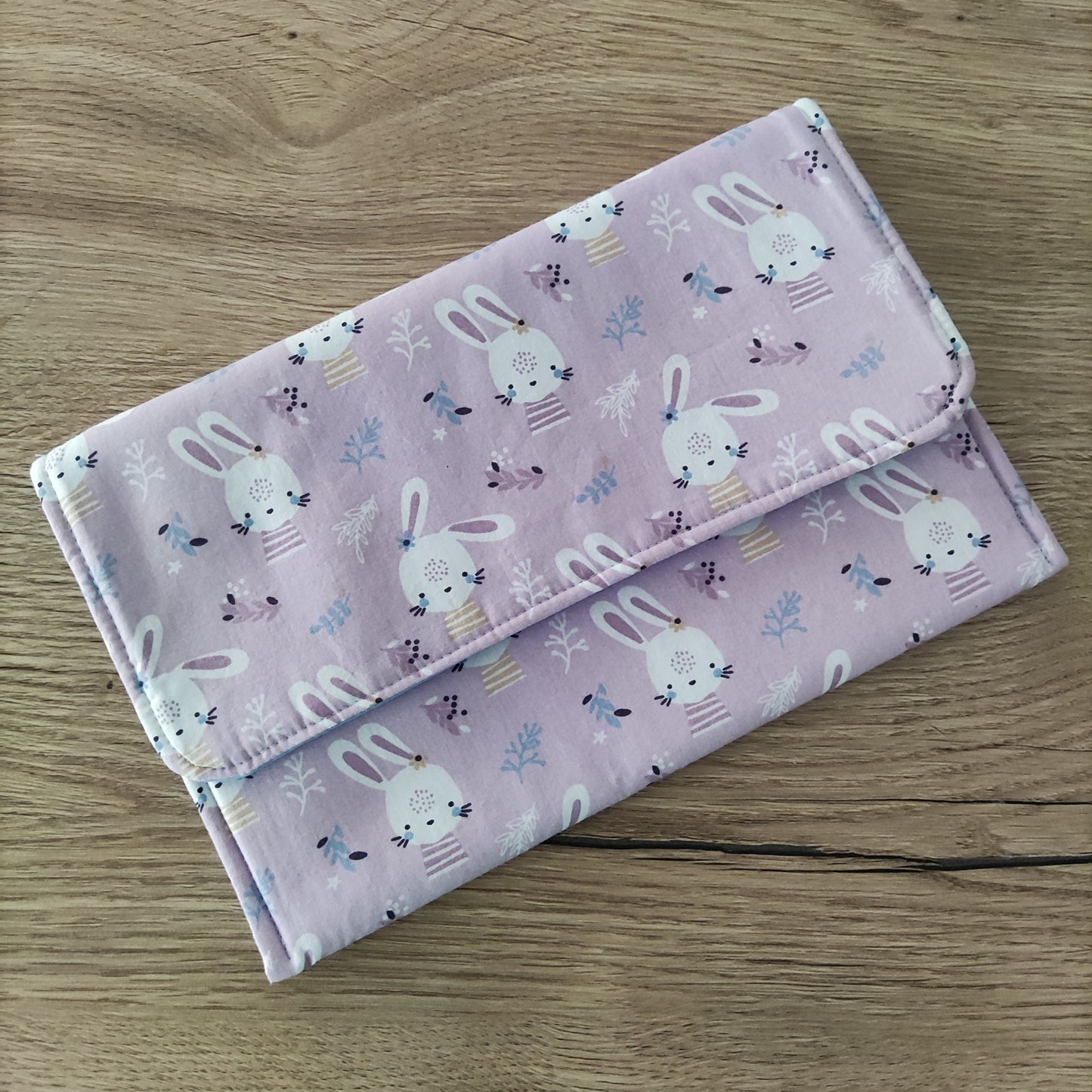 Porta tovagliolo asilo con tovagliolo - Coniglietti lilla
