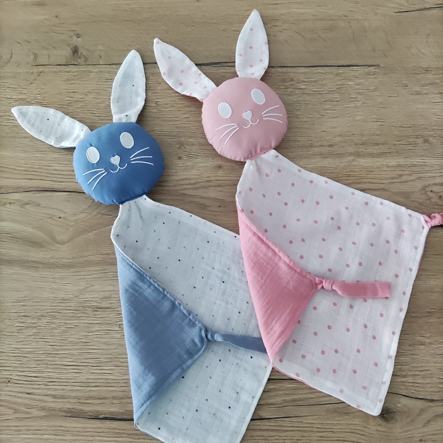 Doudou coniglietto con scatolina pasquale