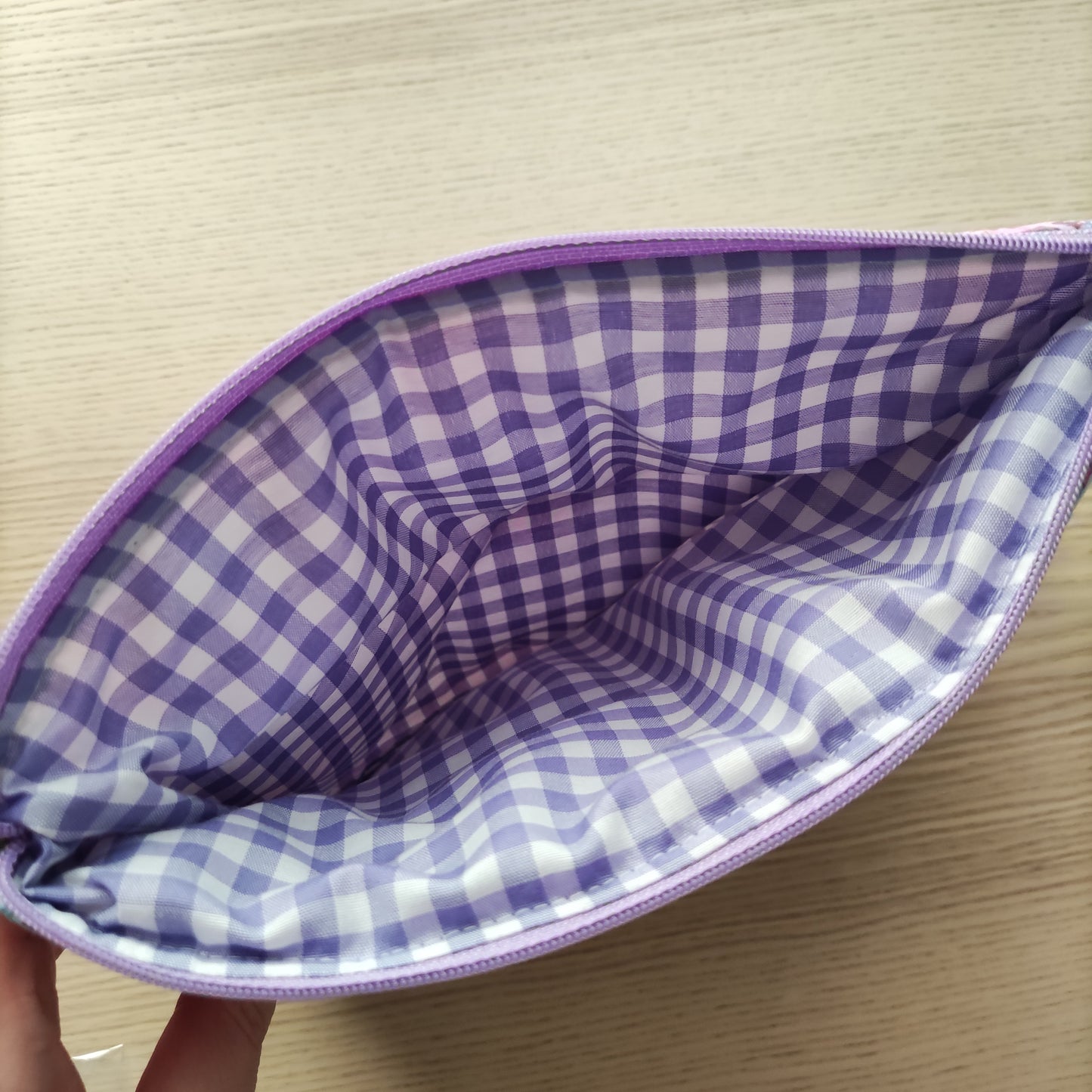 Pochette Stitch azzurra piatta misura grande