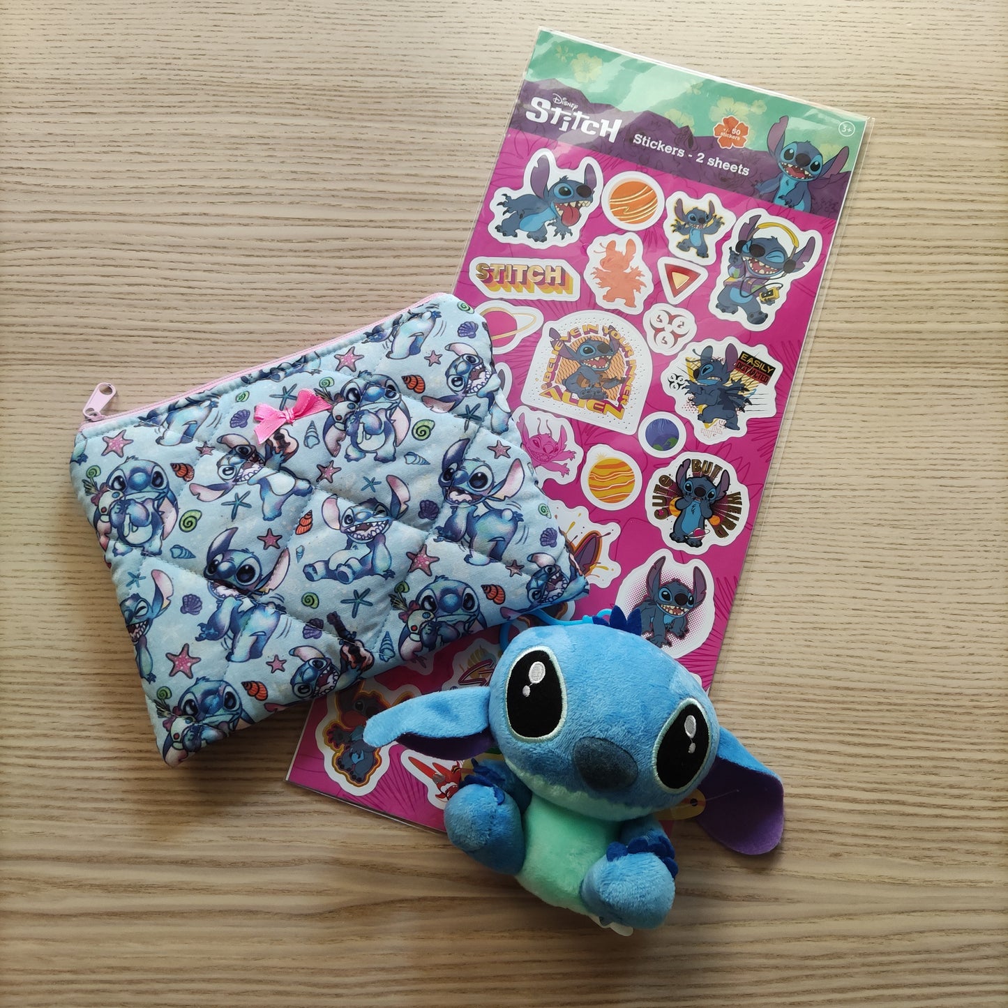 Pochette Stitch azzurra piatta misura piccola