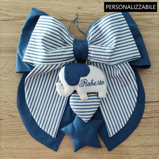 Fiocco nascita blu chiaro a righe e tinta unita - Soggetto personalizzabile