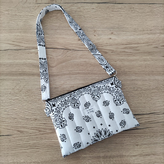 Borsa tracolla trapuntata bandana